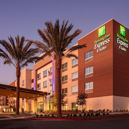 Holiday Inn Express & Suites - Moreno Valley - Riverside By Ihg Buitenkant foto